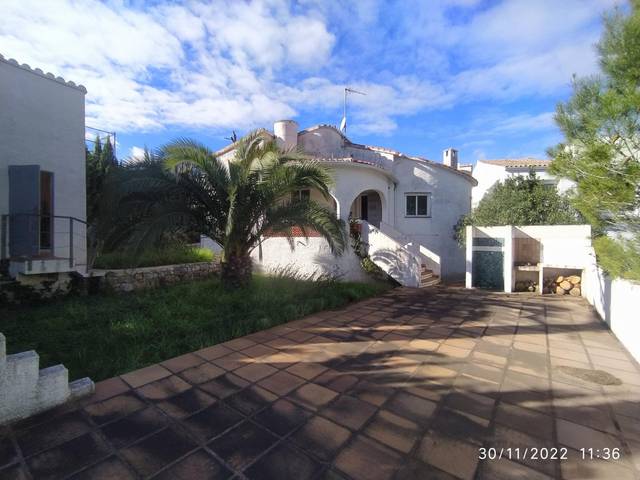 Casa-chalet en Venta en Oliva pueblo
