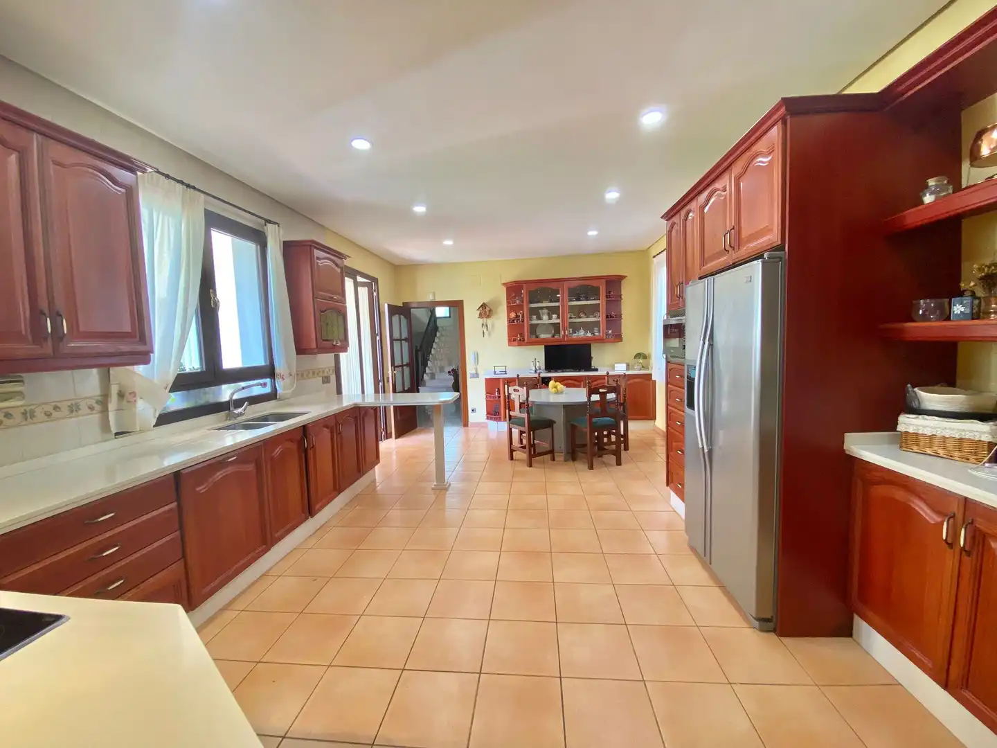 Cocina de Casa o chalet en venta en Alcalá de Guadaira con Jardín privado y Piscina