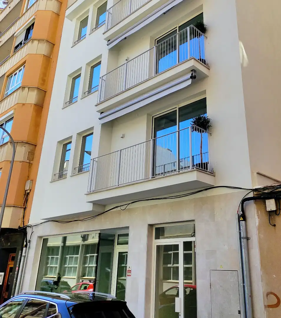 Balcony of Office for rent in  Palma de Mallorca  with Air Conditioner and Heating