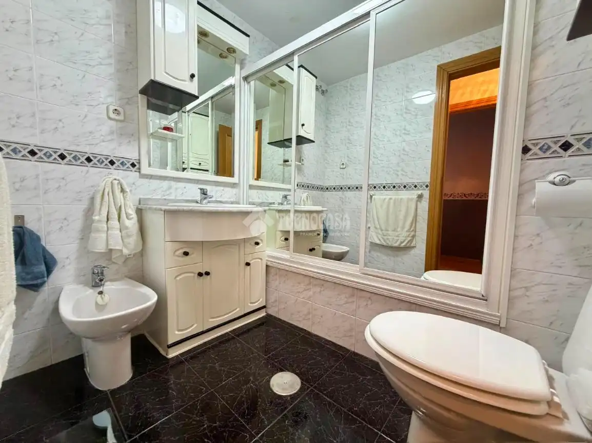 Baño de Piso en venta en Arganda del Rey con Piscina comunitaria