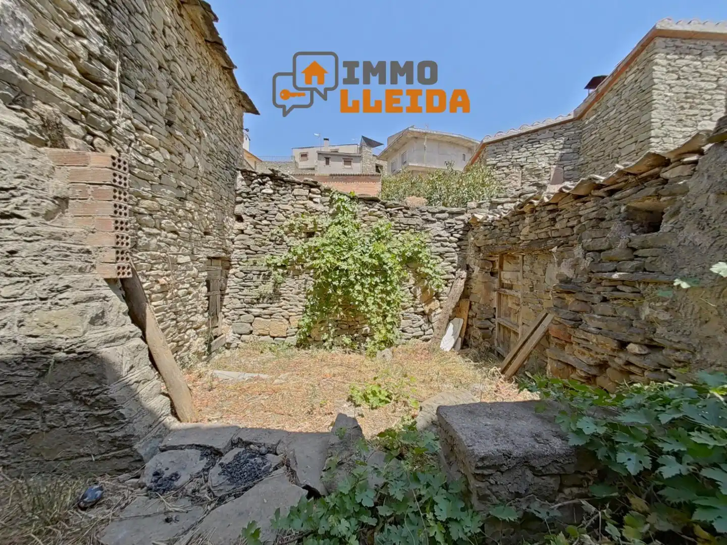 Vista exterior de Casa o chalet en venta en Àger con Jardín privado, Trastero y Amueblado