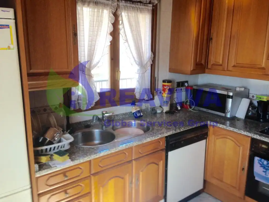 Kitchen of Duplexes for sale in La Seu d'Urgell  with Heating, Furnished and Oven