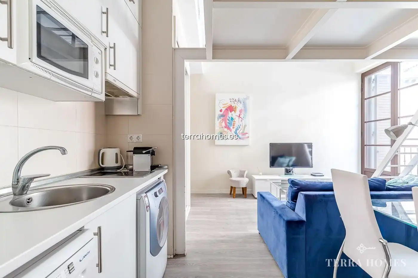 Sala de estar de Apartamento de alquiler en Madrid con Aire acondicionado, Calefacción y Amueblado