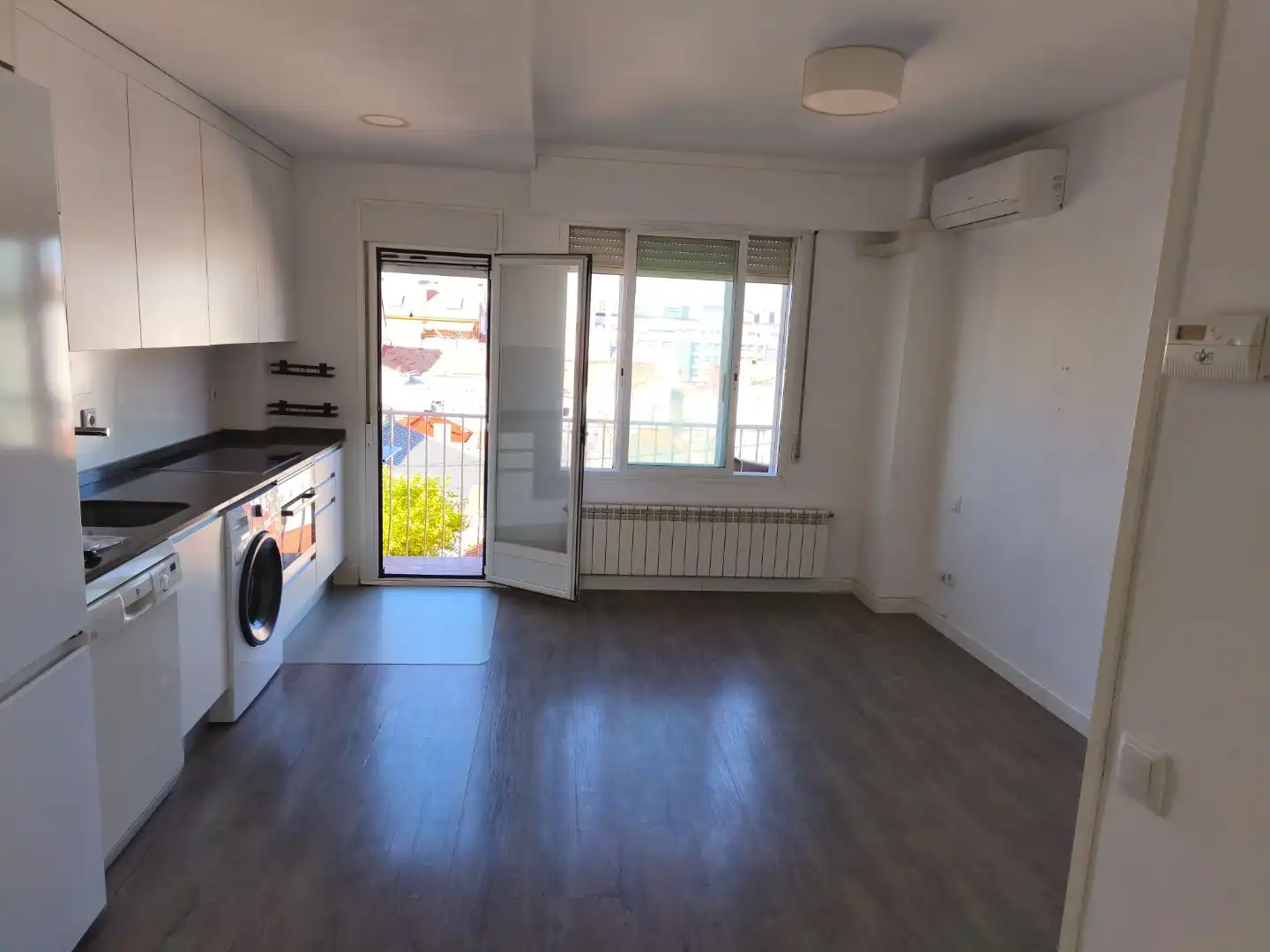 Wohnung zur Miete in Calle del Capitán Blanco Argibay, 178, Valdeacederas