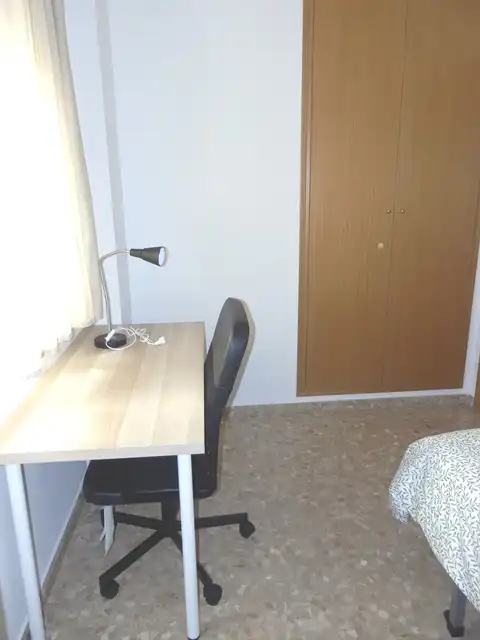Bedroom of Flat for rent in Valencia  with Furnished, Oven and Washing machine