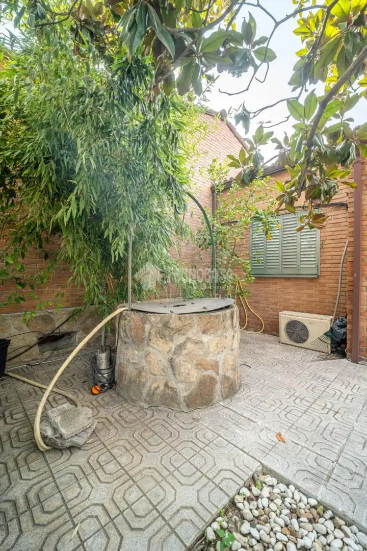 Jardí de Casa o xalet en venda en Rivas-Vaciamadrid amb Aire condicionat, Calefacció i Piscina