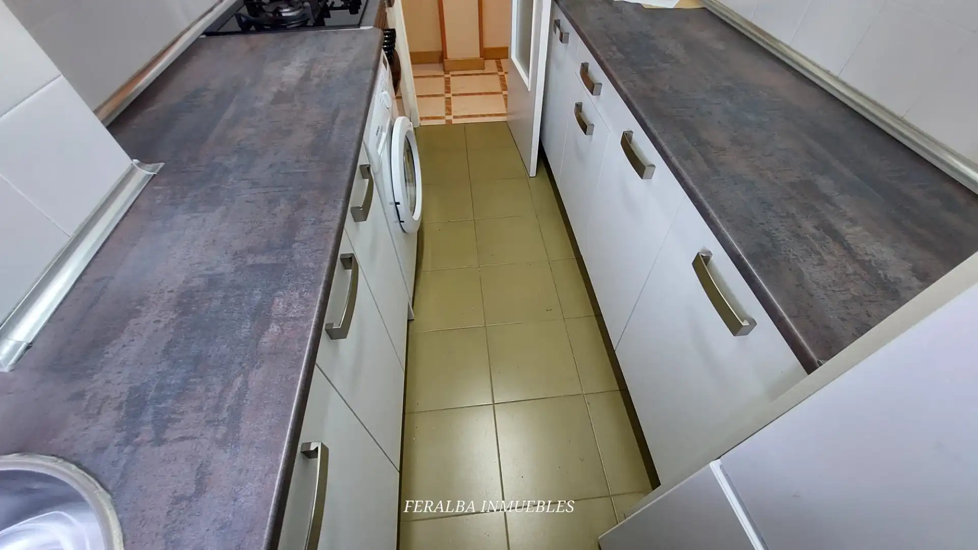 Küche von Wohnung zum Verkauf in Madrid mit Klimaanlage, Heizung und Terrasse