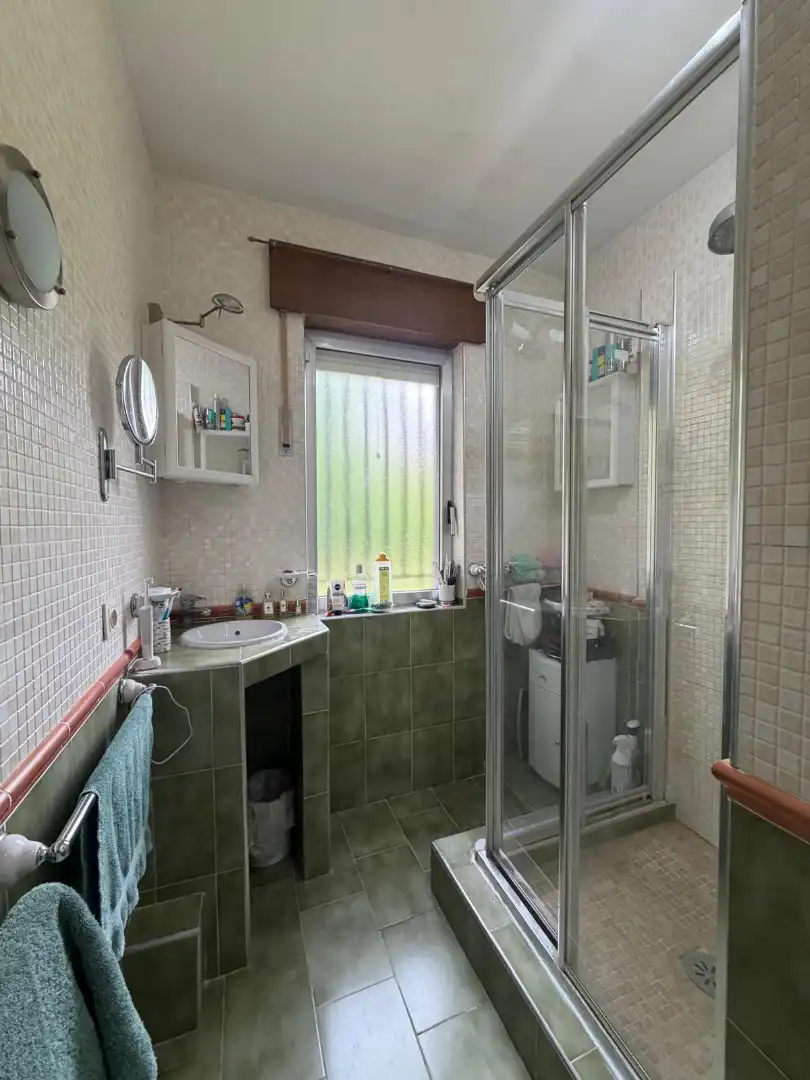 Bathroom of Houses for sale in Roa  with Heating, Private garden and Terrace