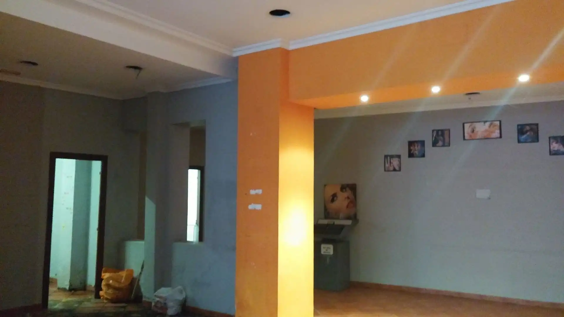 Local comercial en alquiler en Avenida Finisterre 238, imagen 3