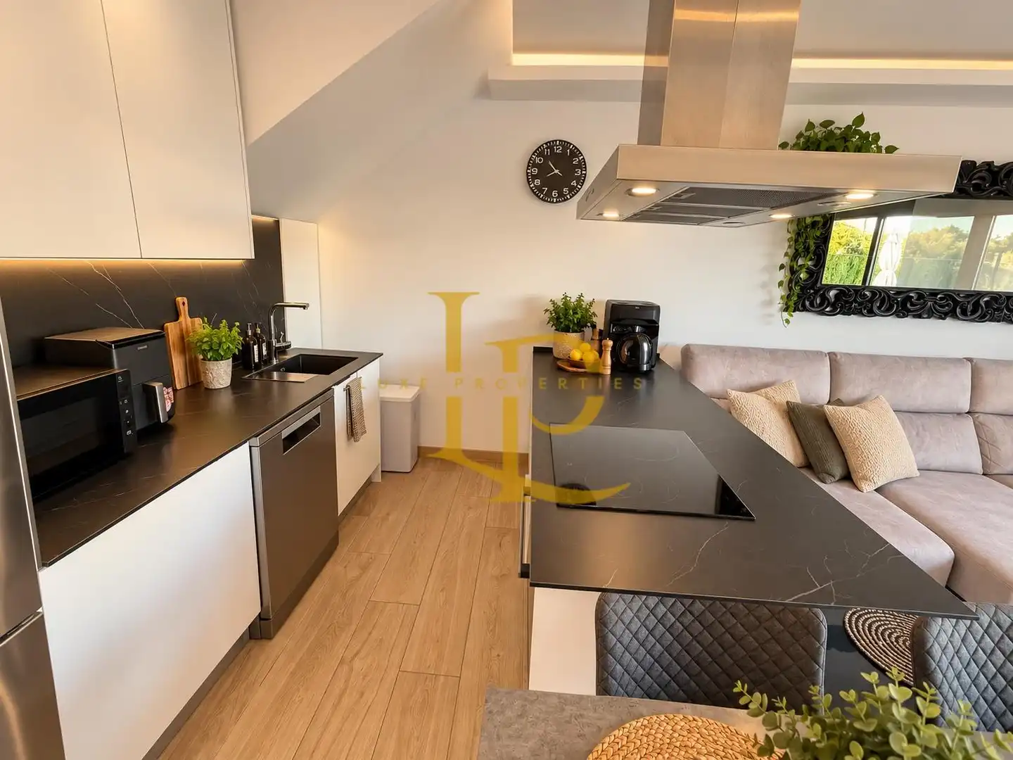 Cuina de Casa o xalet en venda en Cambrils amb Calefacció, Jardí privat i Terrassa
