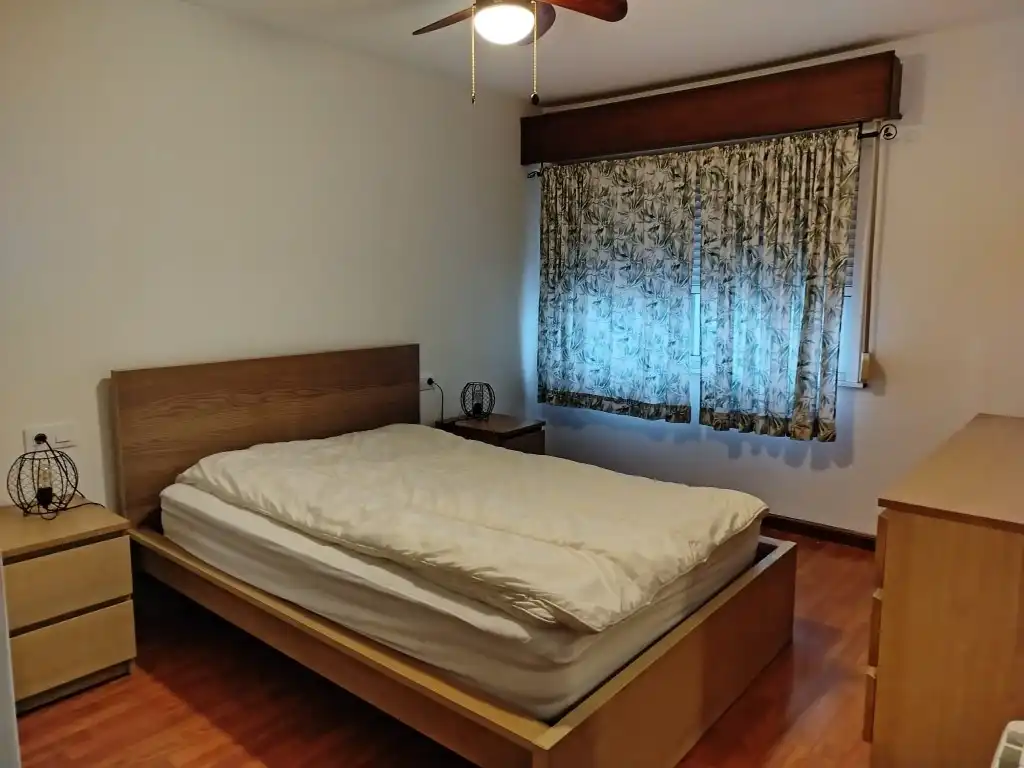 Flat for rent in Rua Sartaña, Zona Ultramar