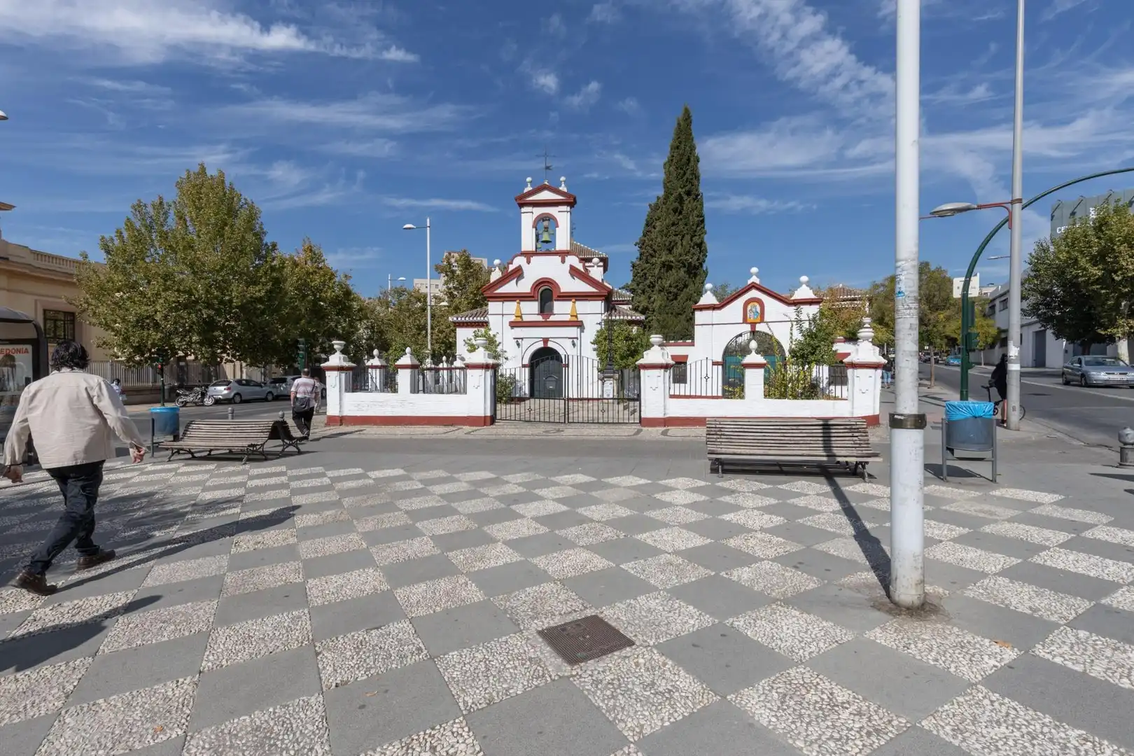 Exterior view of Flat for sale in Granada  with Air Conditioner, Heating and Storage room