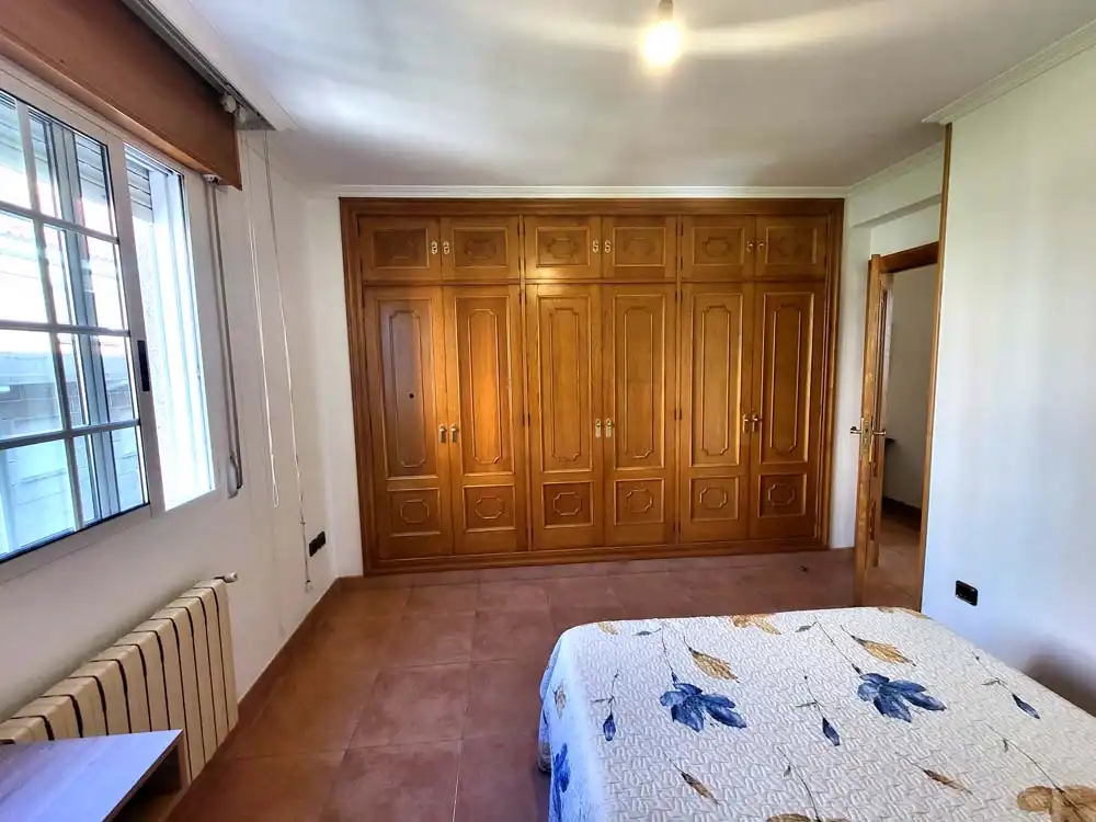 Habitación de Piso en venta en Vigo  con Calefacción, Amueblado y Horno