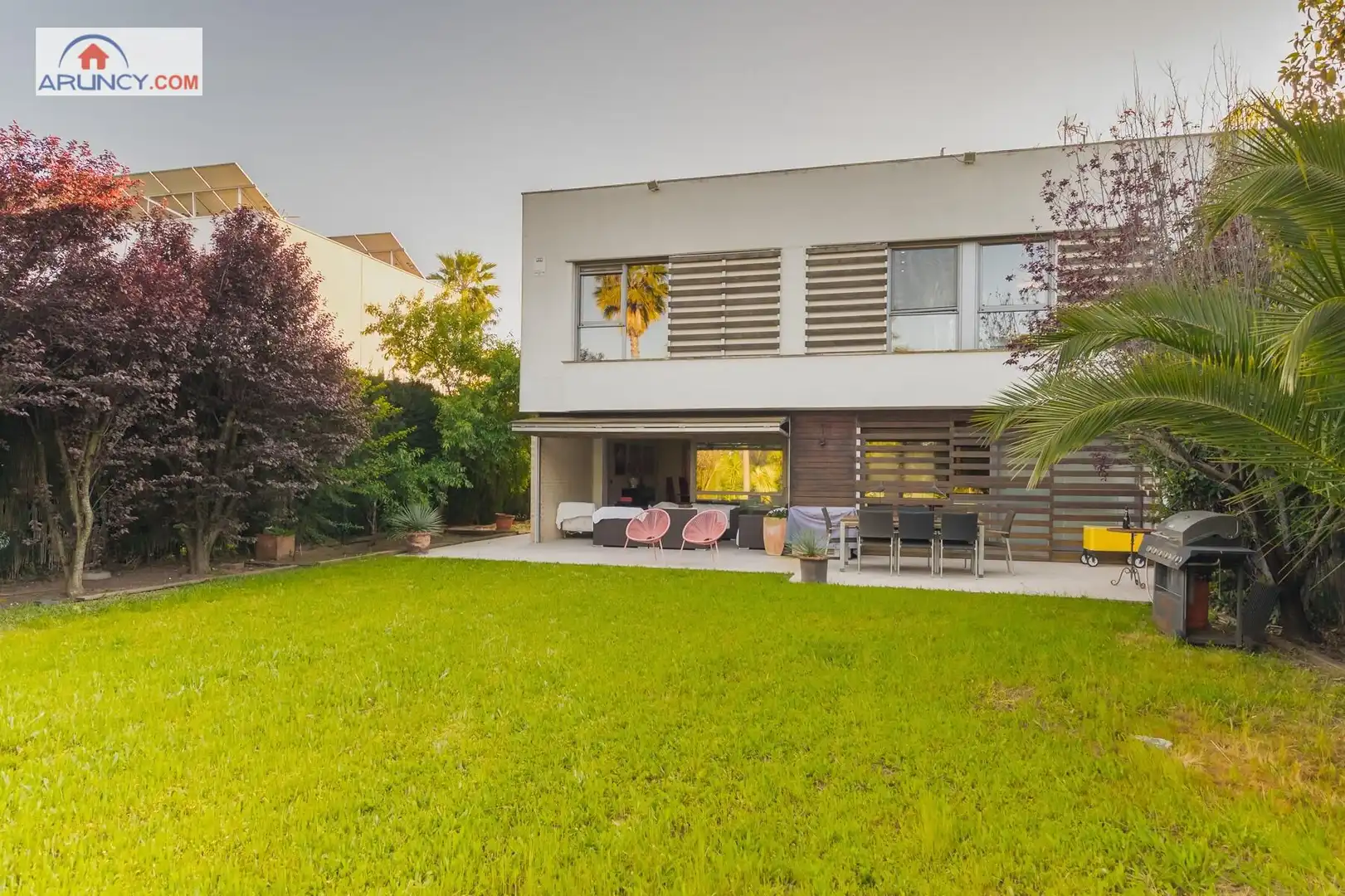 Jardí de Casa o xalet en venda en Alcalá de Guadaira amb Aire condicionat, Calefacció i Jardí privat