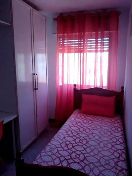 Bedroom of Flat for rent in Málaga  with Air Conditioner, Heating and Terrace