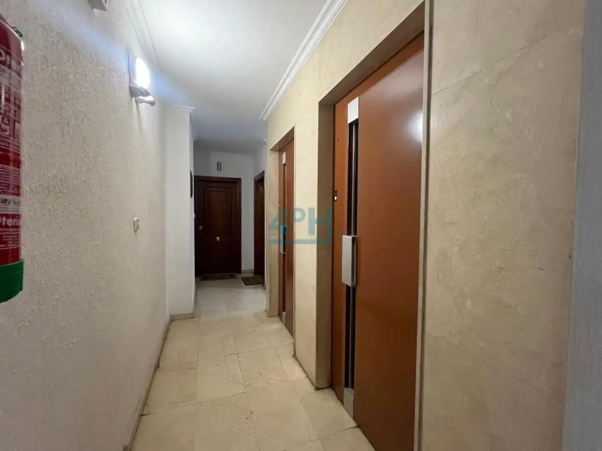 Flat for sale in Ourense Capital   with Heating, Parquet flooring and Storage room