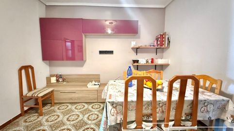 Foto 2 de Piso en venta en Parque de la Bombilla, Llíria