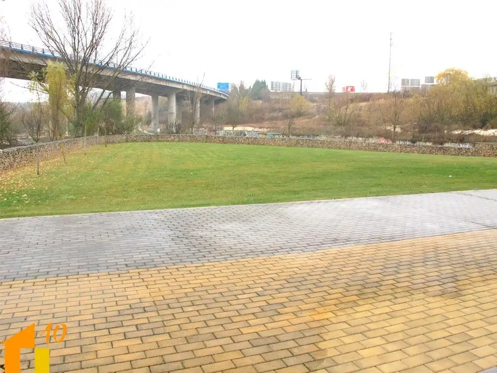 Vista exterior de Piso de alquiler en Burgos con Calefacción y Trastero