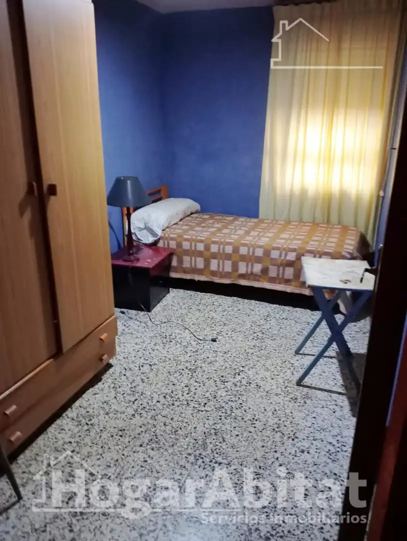 Habitación de Piso en venta en Alzira con Balcón
