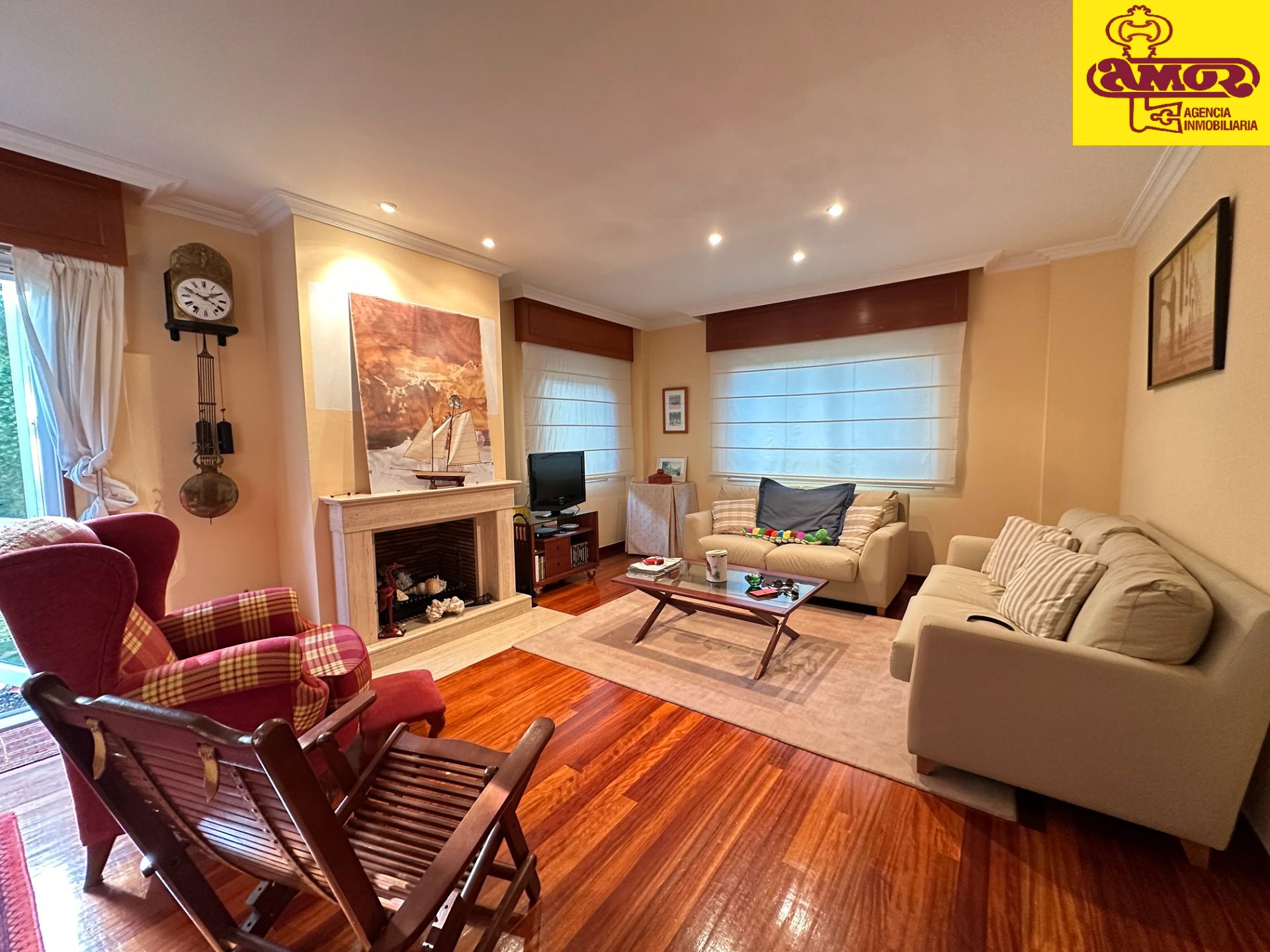 Sala de estar de Casa o chalet en venta en Brión con Calefacción, Jardín privado y Terraza