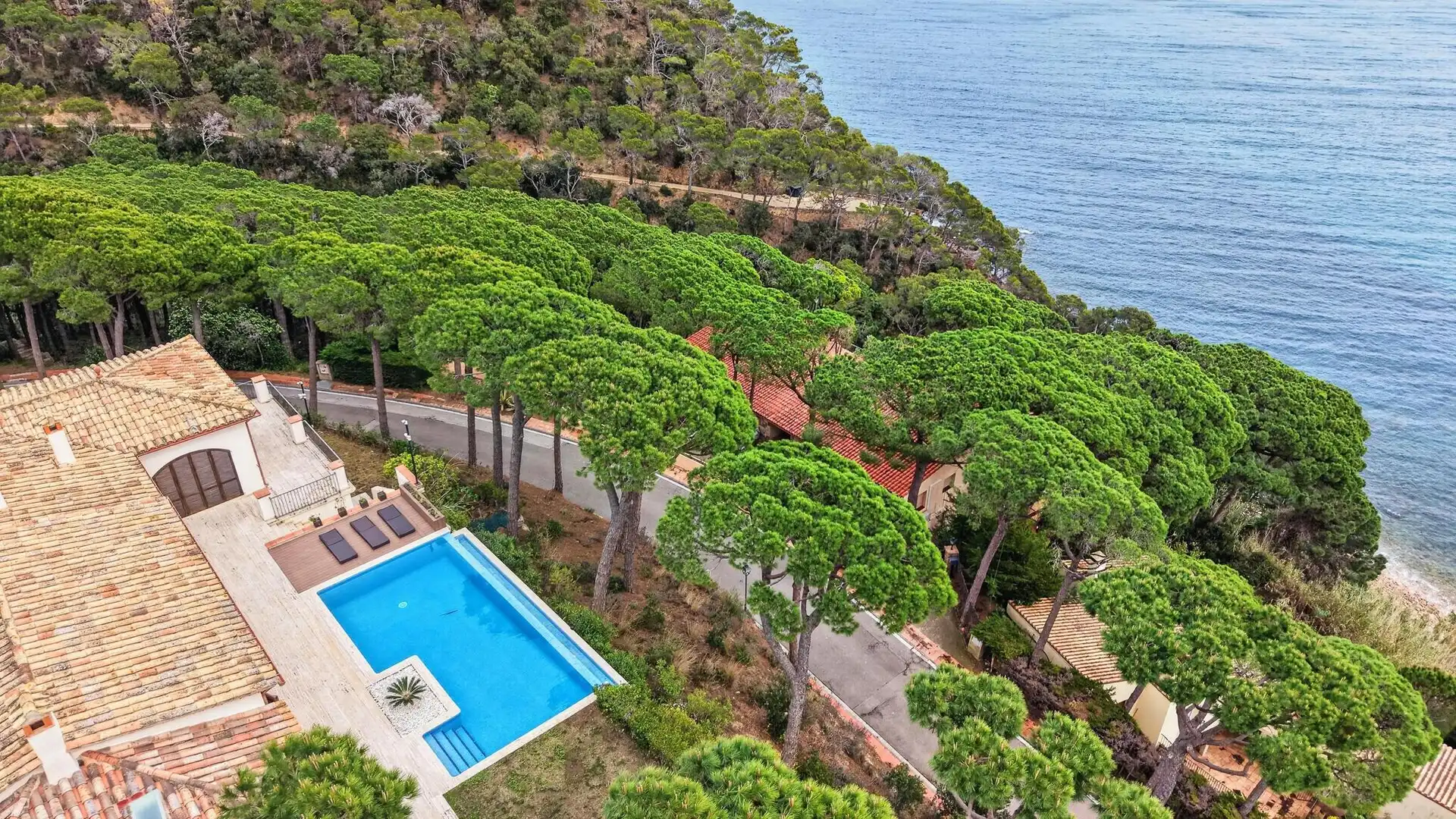 Piscina de Casa o chalet en venta en Sant Feliu de Guíxols con Aire acondicionado, Jardín privado y Parquet