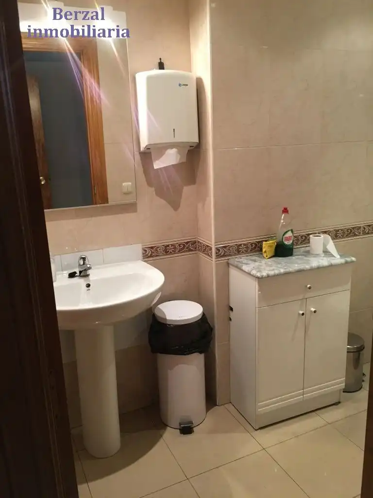 Bathroom of Industrial buildings for sale in Albelda de Iregua