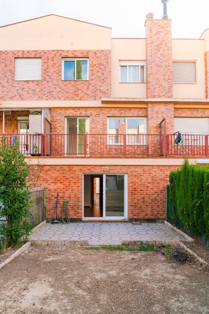 Exterior view of Single-family semi-detached for sale in Utebo  with Heating, Private garden and Terrace
