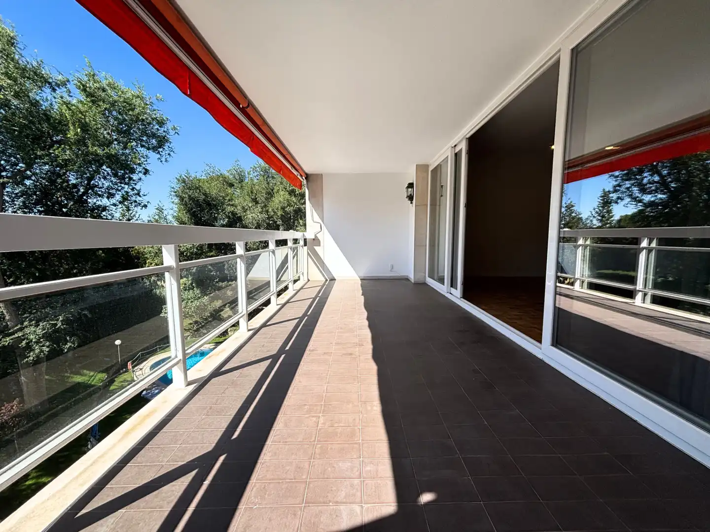 Terrassa de Pis de lloguer en Madrid amb Jardí privat, Parquet i Terrassa