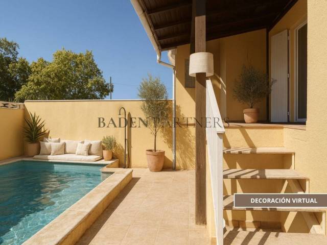 Casa adosada en Venta en Salinas XR en Les Salines