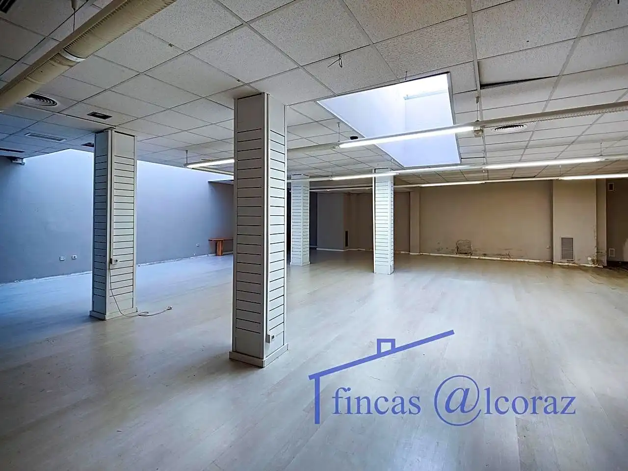 Local comercial de lloguer a Concepción Arenal, imagen 5