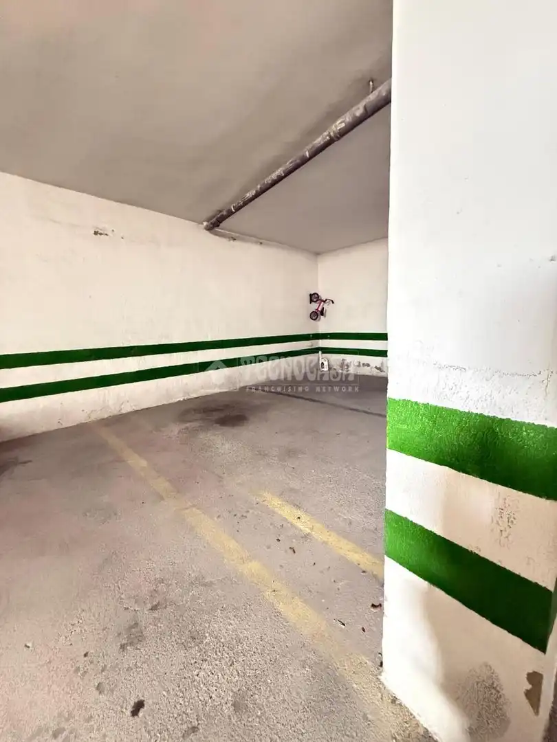 Aparcament de Garatge en venda en Alhendín