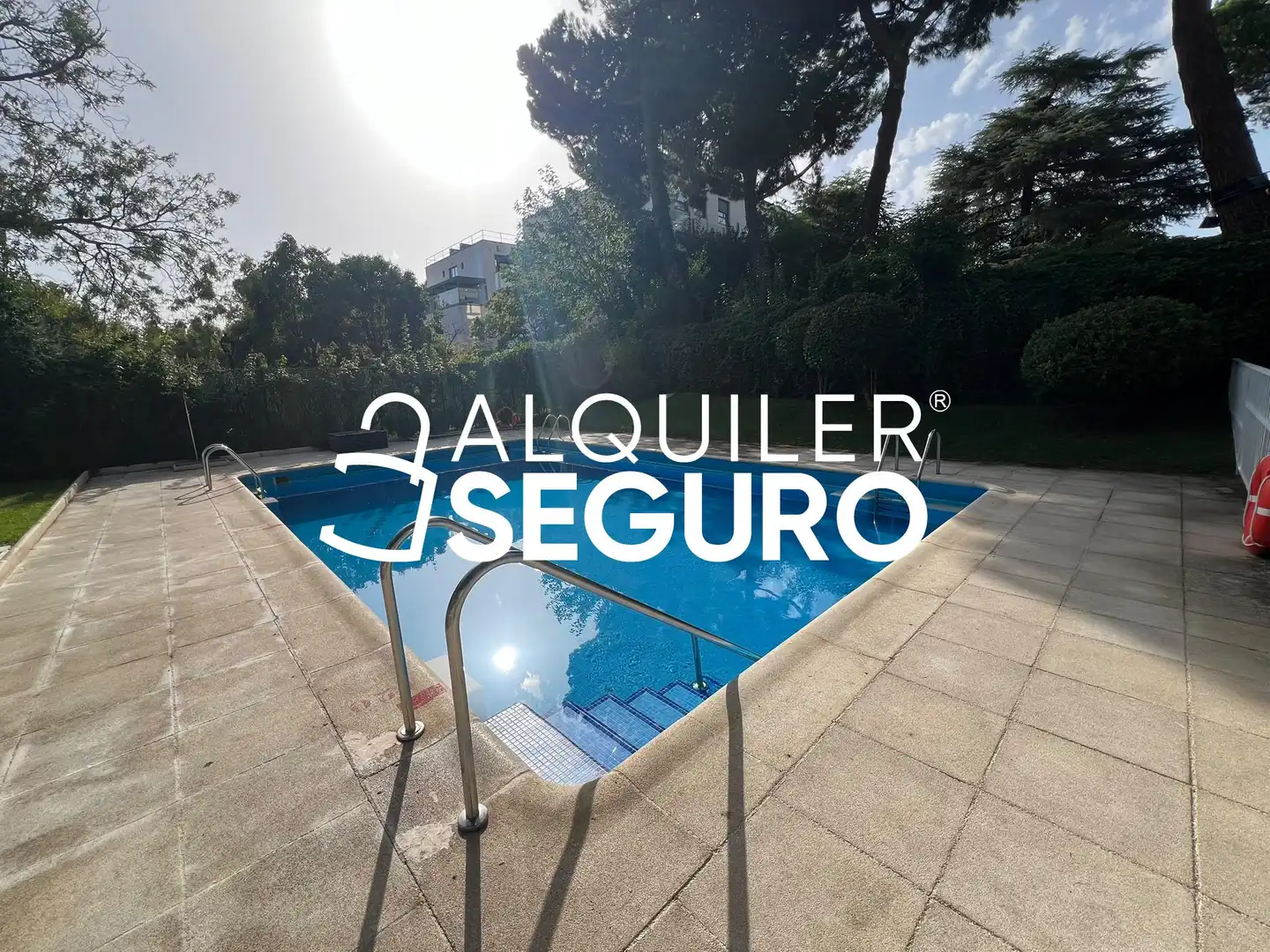 Piscina de Piso de alquiler en Madrid con Aire acondicionado, Calefacción y Terraza
