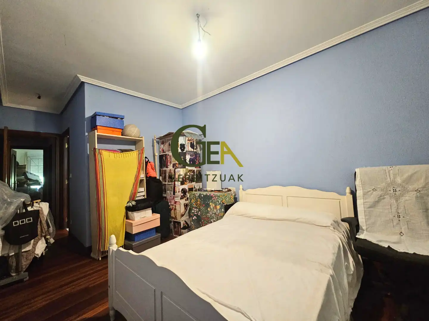Schlafzimmer von Einfamilien-Reihenhaus zum Verkauf in Alkiza mit Heizung, Privatgarten und Terrasse