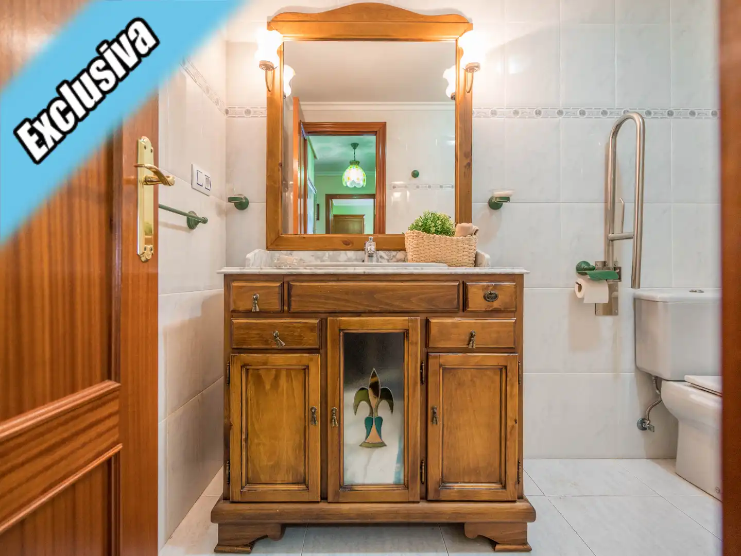 Baño de Dúplex en venta en Santoña con Calefacción, Parquet y Terraza