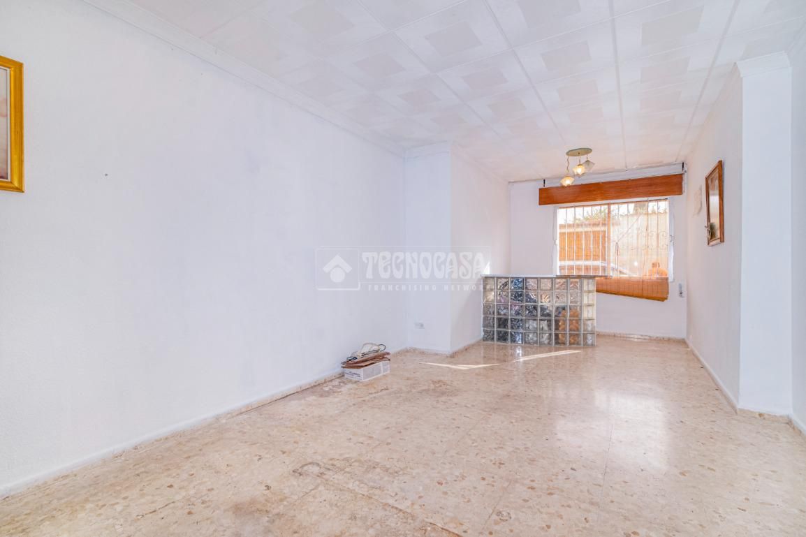 Single-family semi-detached for sale in Peligros  with Air Conditioner and Terrace