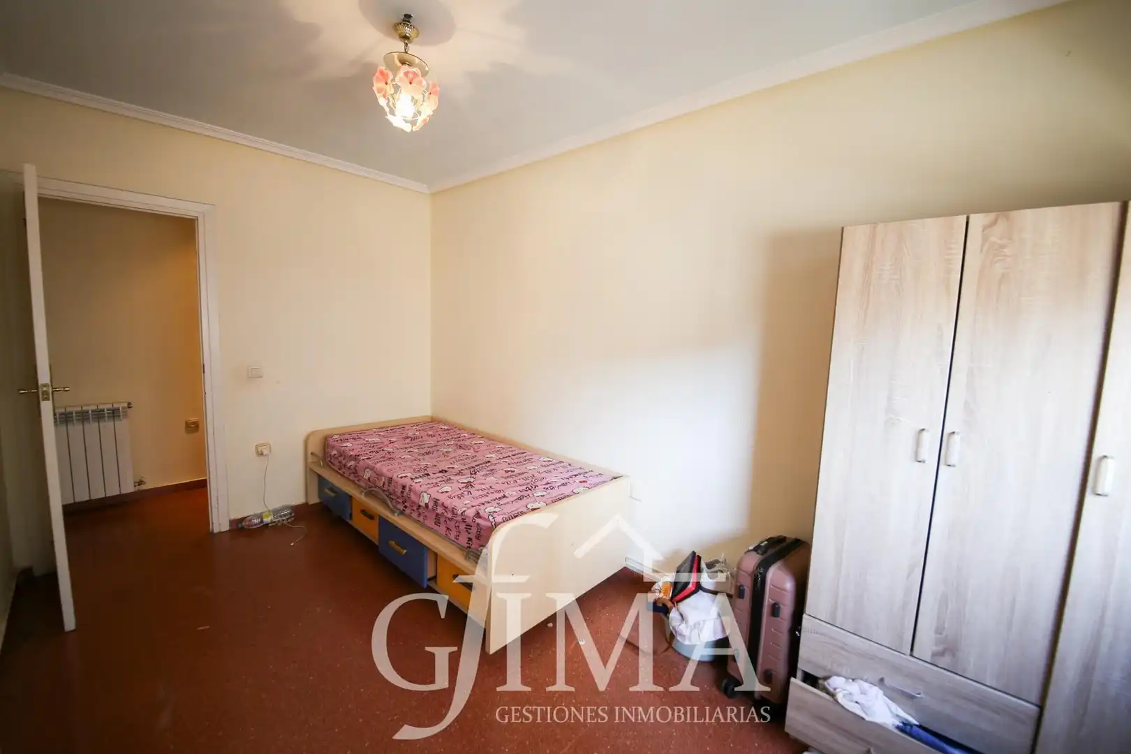 Habitación de Piso en venta en Tomelloso con Calefacción