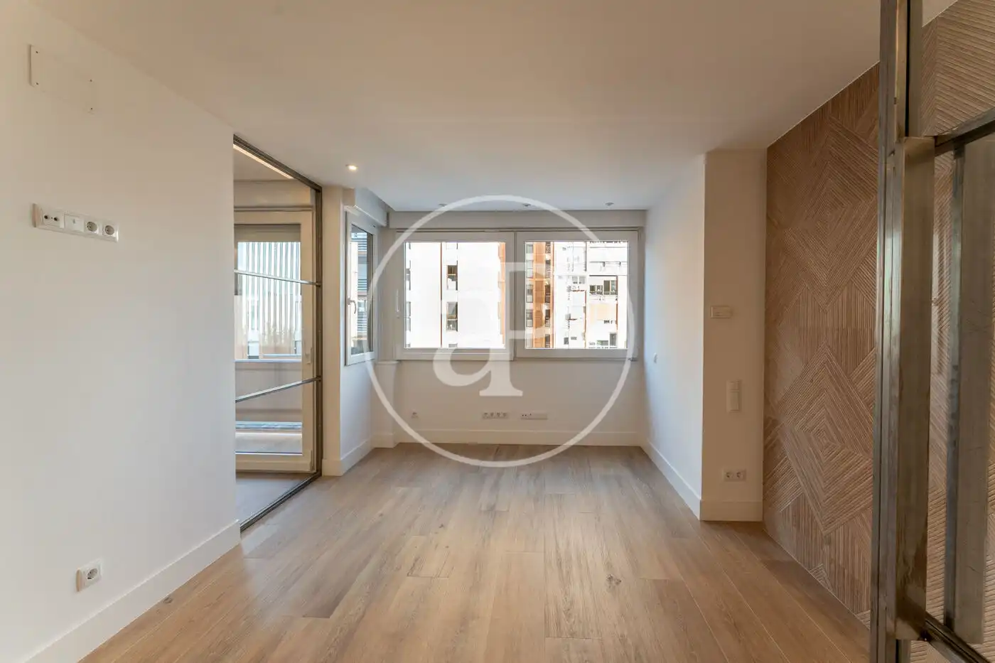 Wohnung zur Miete in C. de Orense, Cuatro Caminos - Azca