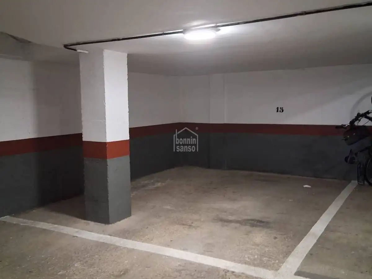 Aparcament de Apartament en venda en Maó - Mahón amb Terrassa