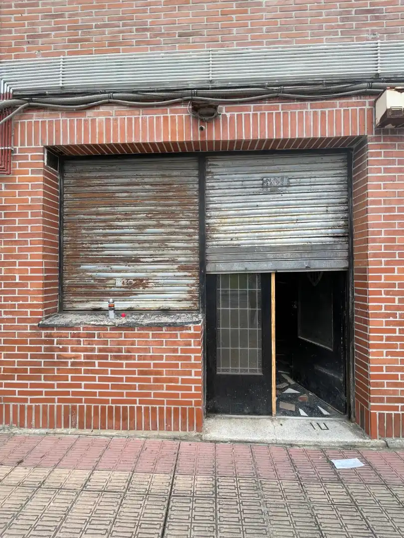 Vista exterior de Local en venta en Barakaldo 