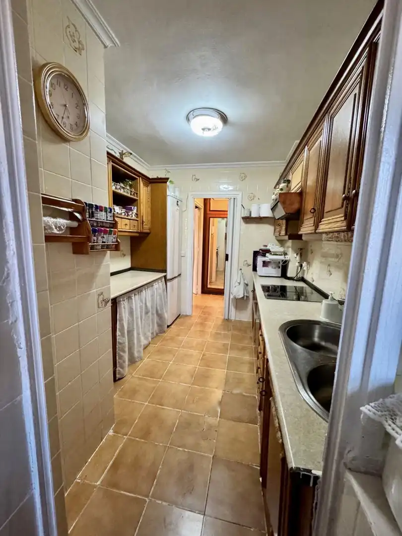 Kitchen of Flat for sale in Sevilla  with Air Conditioner and Terrace