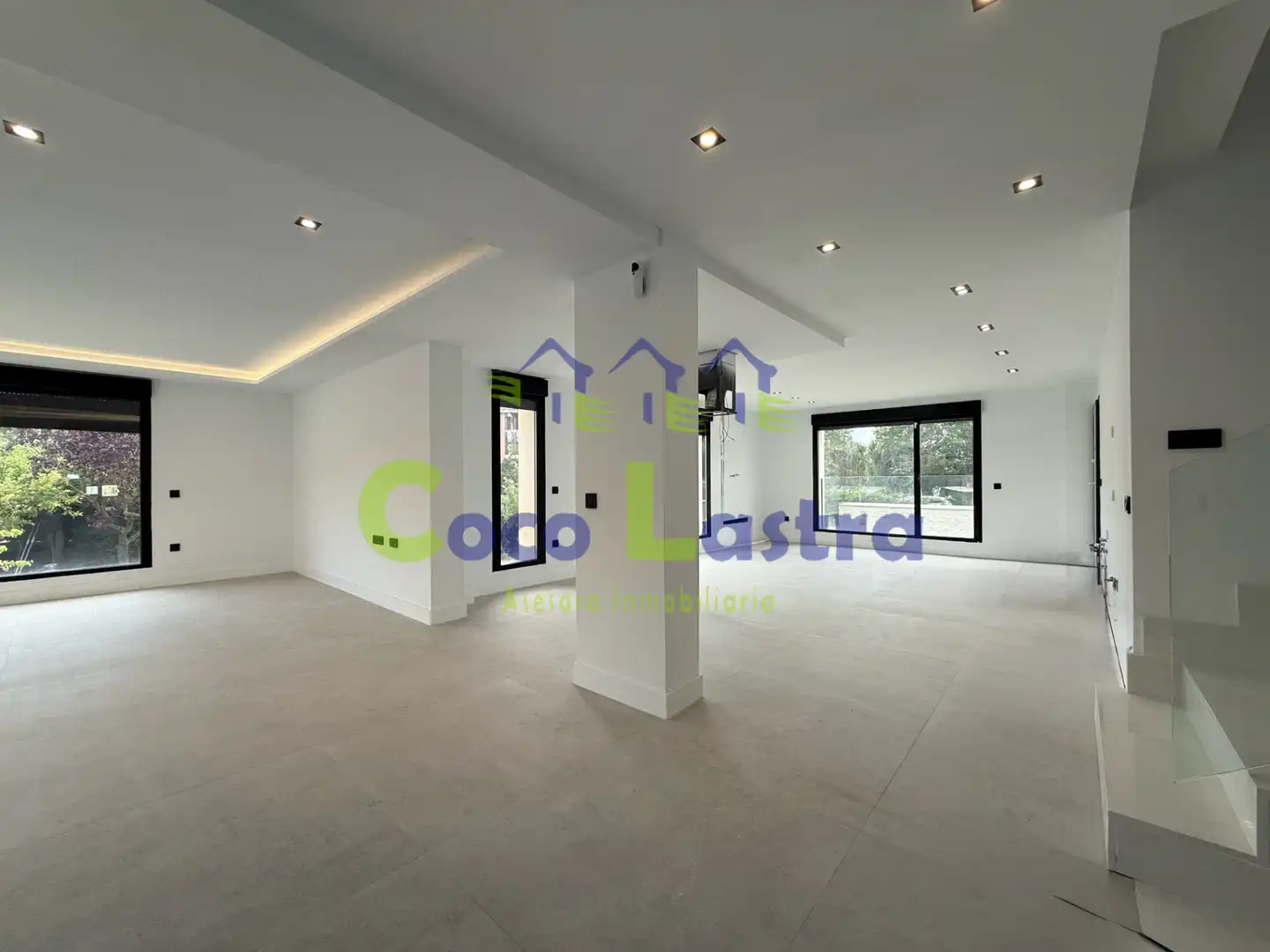 Haus oder Chalet zum Verkauf in Villamayor mit Klimaanlage, Heizung und Privatgarten