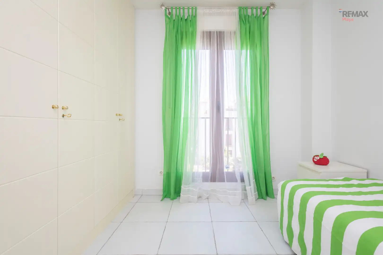 Habitación de Ático en venta en Vera con Aire acondicionado, Terraza y Piscina comunitaria