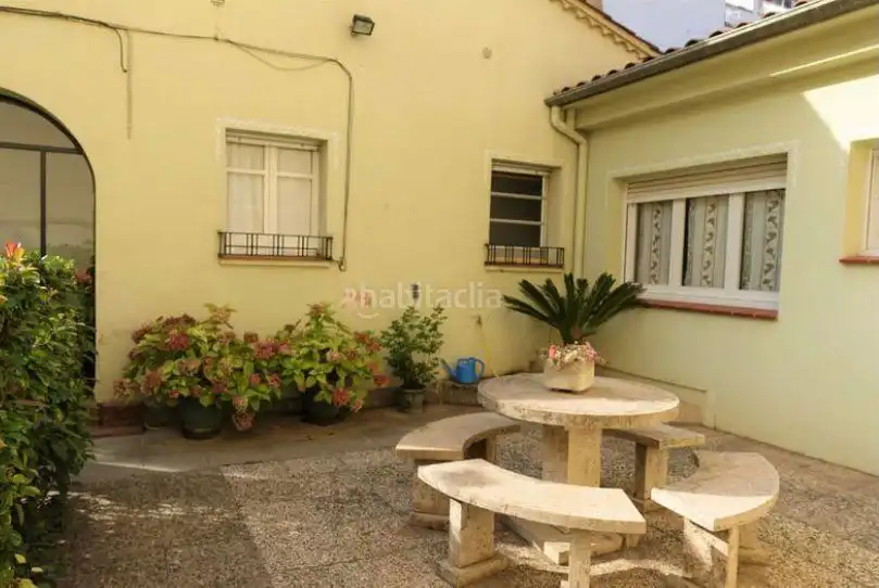 Jardí de Casa o xalet en venda en Girona amb Calefacció, Jardí privat i Moblat