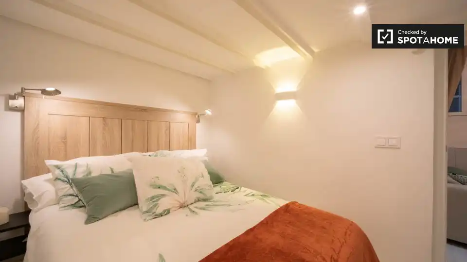 Habitació a Madrid, Madrid