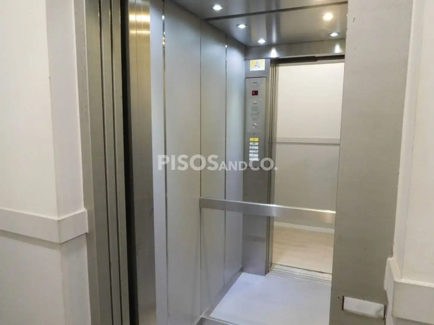 Pis amb ascensor en venda a Calle Juan Flórez, imagen 11
