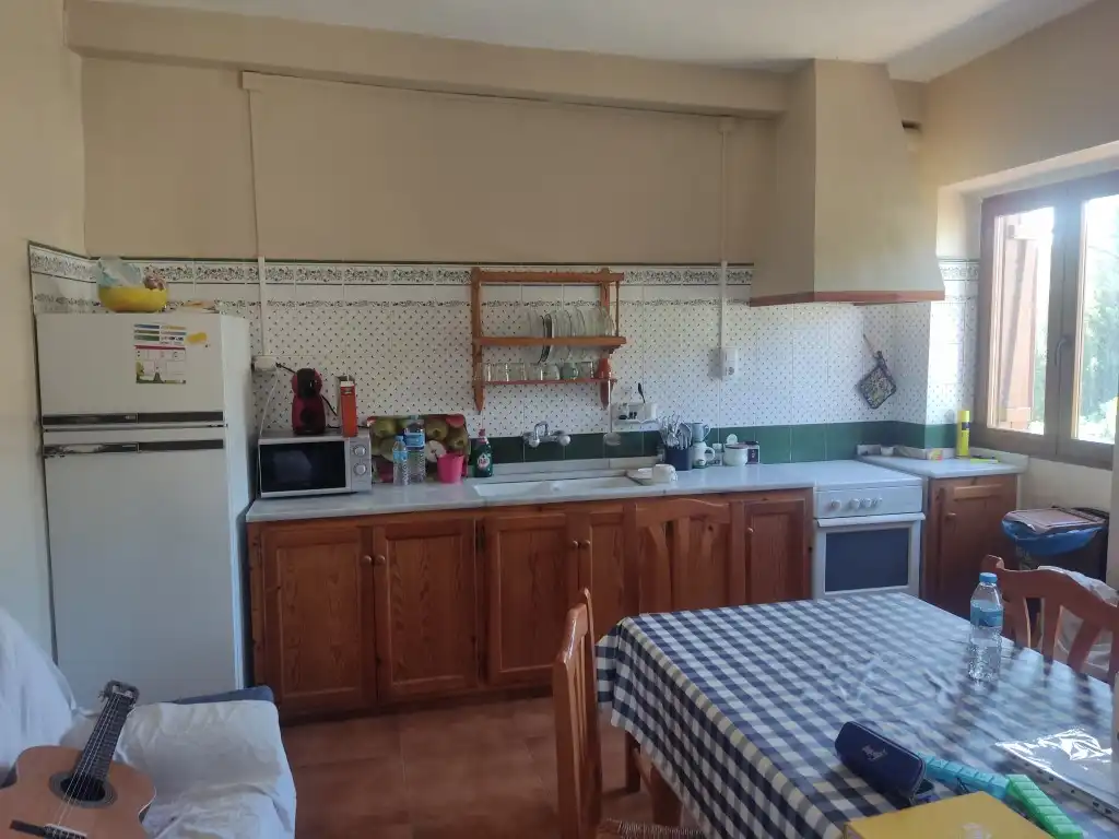 Cocina de Finca rústica en venta en Valdeltormo con Calefacción, Jardín privado y Terraza