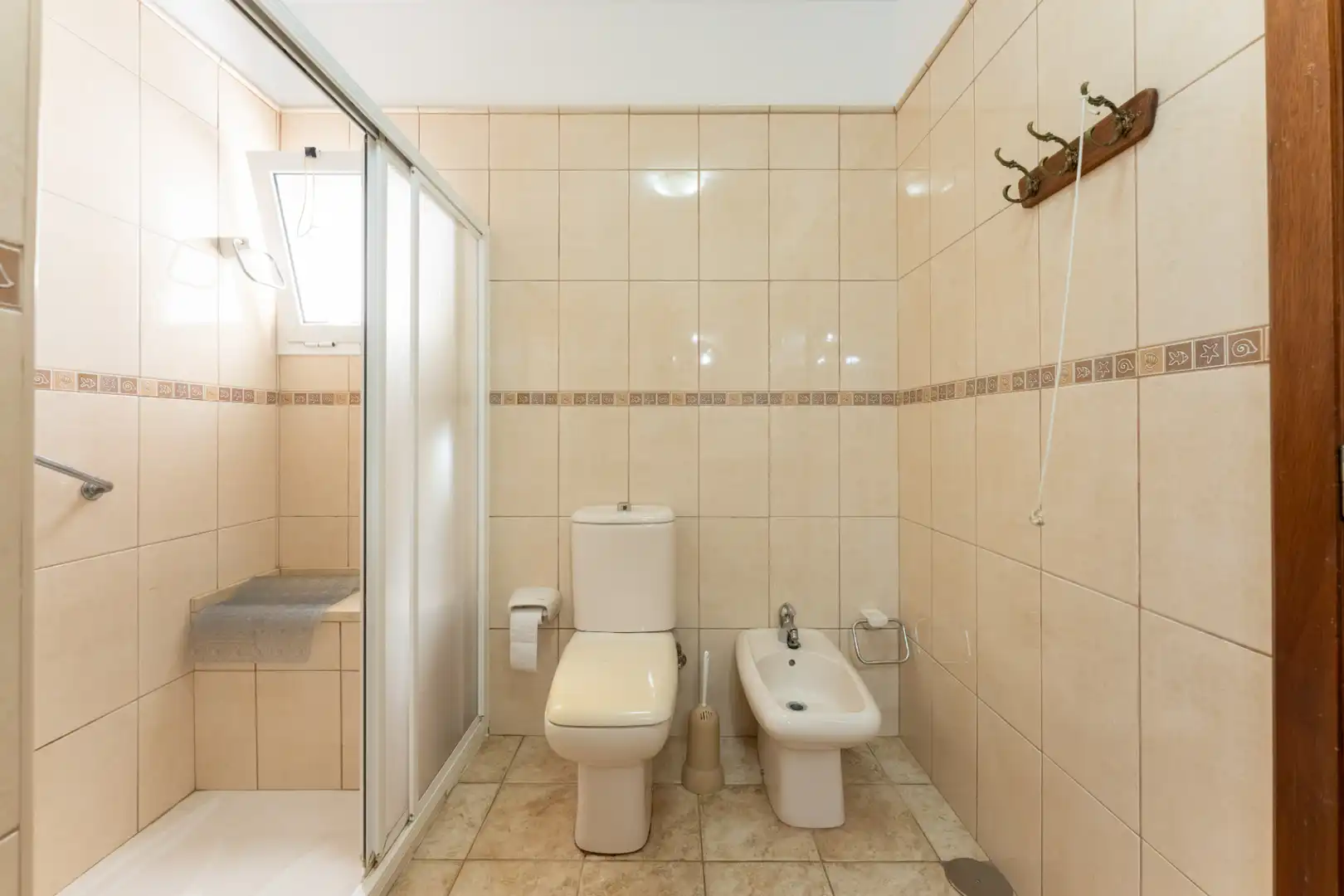 Bathroom of Attic for sale in Santa Cruz de Tenerife  with Terrace, Furnished and Washing machine