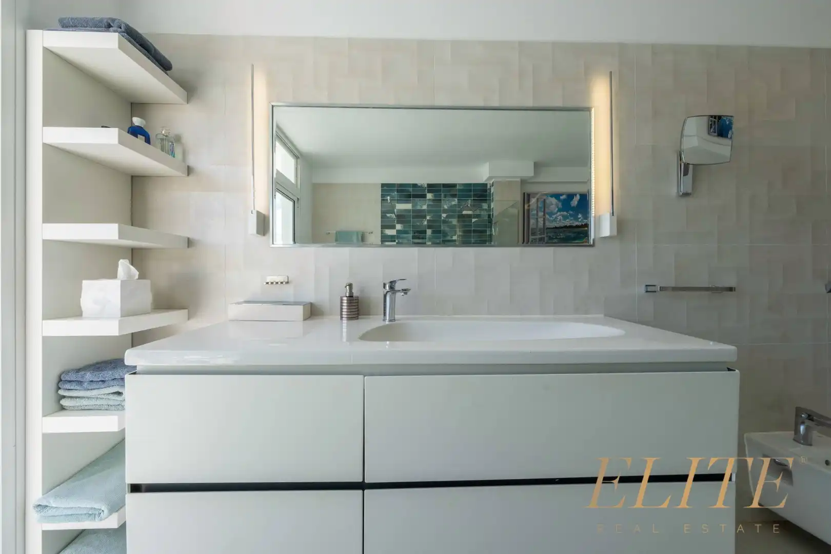 Badezimmer von Einfamilien-Reihenhaus zum Verkauf in Mogán mit Klimaanlage, Heizung und Terrasse