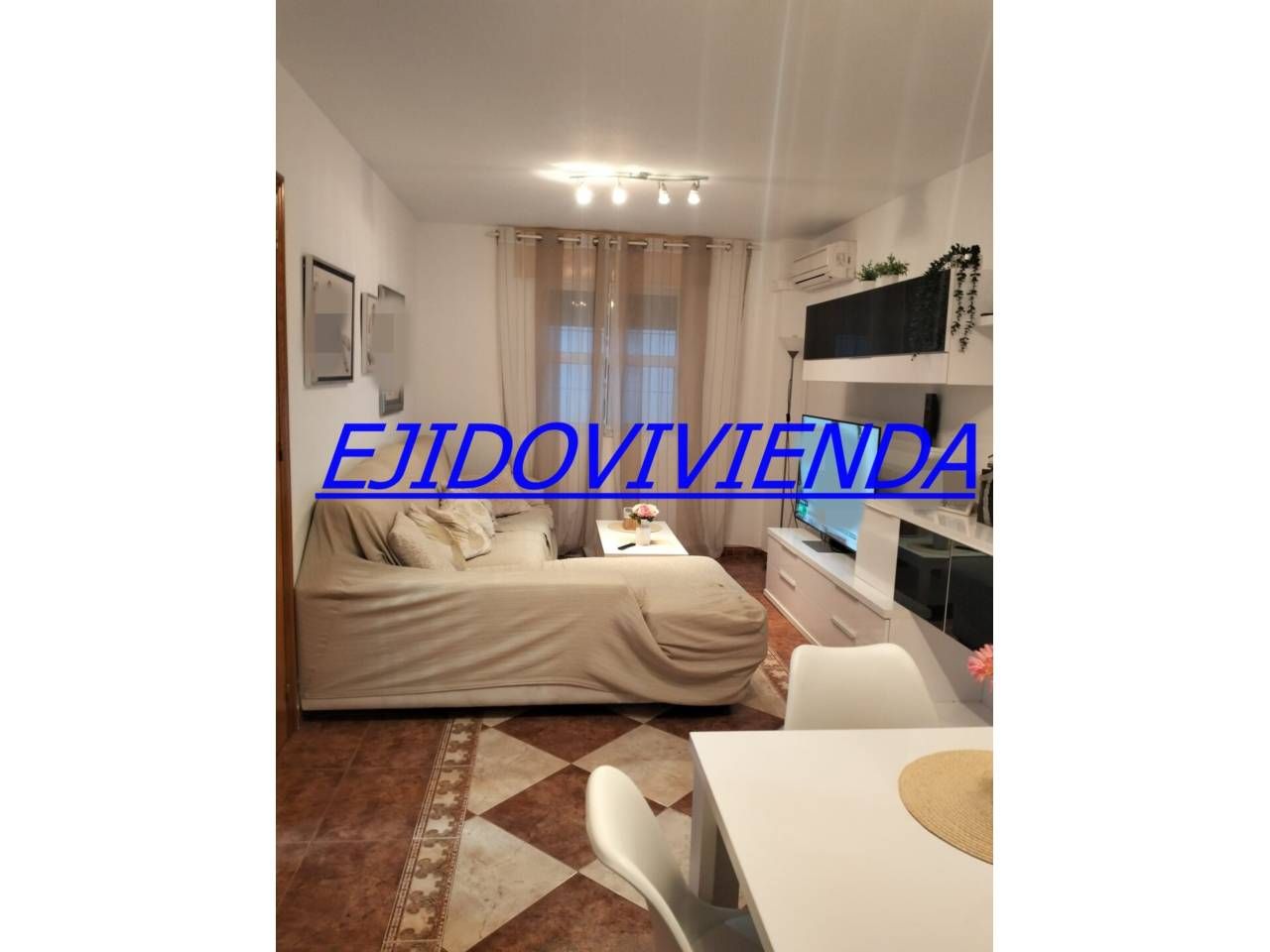 Wohnzimmer von Einfamilien-Reihenhaus zum Verkauf in El Ejido mit Terrasse und Möbliert