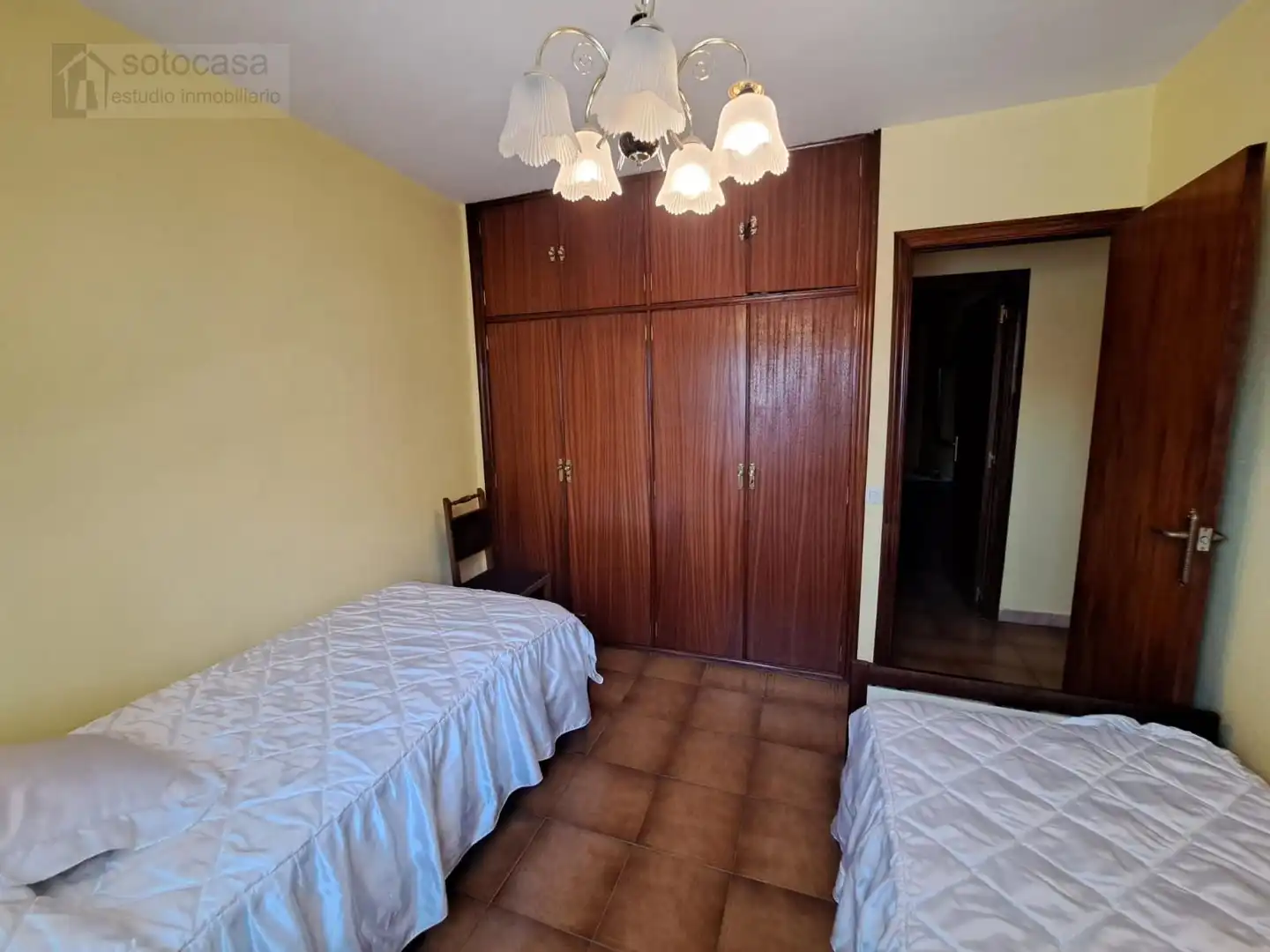 Dormitori de Casa o xalet en venda en Valladolid amb Calefacció